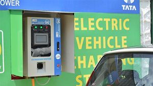 Tata AutoComp Signs MoU With Tellus Power Green For EV Charging Stations