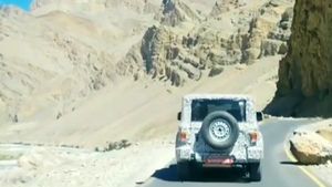 2020 Mahindra Thar Production Ready Model Spied Testing In Himalayas: Spy Pics & Other Details