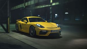 Porsche 718 Spyder & Cayman GT4 Launched In India: Prices Start At Rs 1.59 Crore