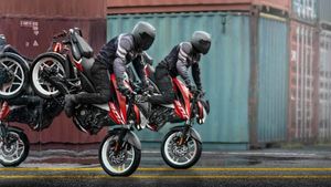 Bajaj Pulsar NS200 Expected To Receive New Colour Scheme: Teased Ahead Of Launch