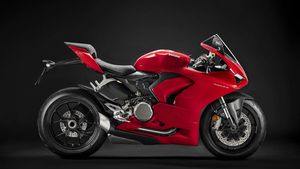 Ducati Panigale V2 Started To Arrive At Dealerships After Launch: Deliveries Could Start Soon