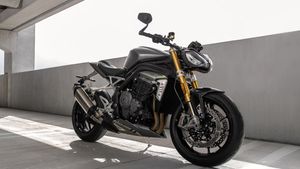 2021 Triumph Speed Triple 1200 RS Launched In India: Prices Start At Rs 16.95 Lakh