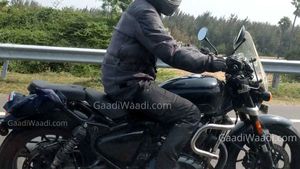 Royal Enfield 650cc Cruiser Spied Testing Again Revealing New Features: Pics & Details