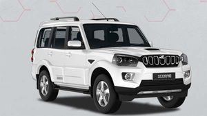 Next-Gen Mahindra Scorpio Spotted Testing Again Revealing New Features: Pics & Details