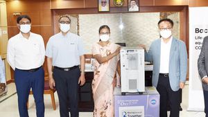 Covid-19: Hyundai Delivers 50 Oxygen Concentrators To Tamil Nadu Government