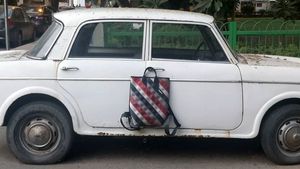 Car Seatbelts Turned Into Fancy Bags & Other Products: Jaggery Bags & Its Brilliant Business Model