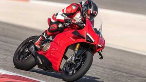 2021 Ducati Panigale V4 & V4 S Launched In India: Gets Several New Updates & Price Hike