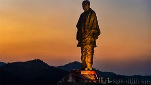 Statue Of Unity Becomes Electric Vehicles Only Zone — Are Petrol/Diesel Vehicles Allowed Near the statue?