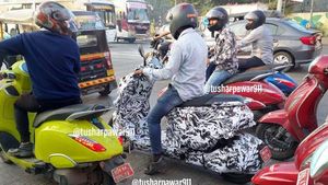 New Bajaj Electric Scooter Spotted Testing: Could Be More Affordable Than The Bajaj Chetak