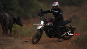 Yezdi Scrambler Review — The Scrambler Spirit Is Alive & Kicking