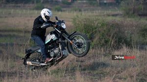Royal Enfield Scram 411 Review — Royal Enfield Goes The Scrambler Way & It’s Fun