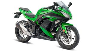 2022 Kawasaki Ninja 300 Launched At Rs 3.37 Lakh