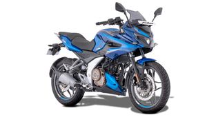 Bajaj Introduces New Caribbean Blue Colour On The Pulsar 250 Model Range
