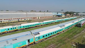 Indian Railways Trains’ Colour Codes: This Is What Each Colour Signifies