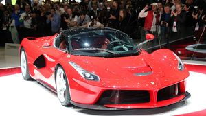 Leak: Ferrari LaFerrari Successor To Arrive In 2024 