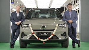 Volvo Rolls Out First Locally-Assembled XC40 Recharge From Its Facility In Karnataka