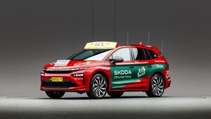 Škoda Auto Supports Tour De France Femmes 2025 With Electrified Vehicle Fleet And Special Trophy