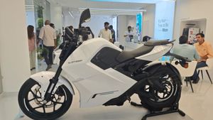 Raptee.HV Opens First Experience Centre In Bengaluru, Expands EV Network