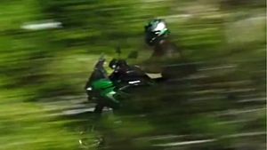 Kawasaki Versys 900 Sport Tourer Teased Ahead Of Reveal
