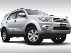 ಟೊಯೋಟಾ SUV ವಾರ್ಷಿಕೋತ್ಸವ ಸಂಭ್ರಮ