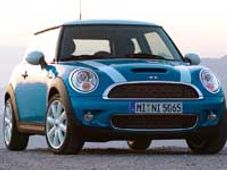 ಮರ್ಸಿಡಿಸ್ಸಿಗೆ ಮುನ್ನಡೆ ಬಿಟ್ಟುಕೊಡದ ಬಿಎಂಡಬ್ಲ್ಯು