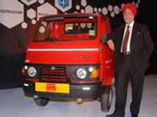 ಆಪೆಗೊಬ್ಬ ತಮ್ಮ, ಪಿಯಾಗಿಯೊ 