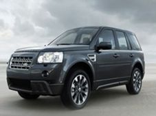 ಟಾಟಾ ಘಟಕದಲ್ಲಿ ಸರತಿ ಸಾಲಿನಲ್ಲಿ ಫ್ರೀಲಾಂಡರ್ ಕಾರ್