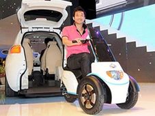 ಕಾರ್ ಖರೀದಿಸಿದ್ರೆ ಸ್ಕೂಟರ್ ಫ್ರೀ, ಯಾರಿಗುಂಟು ಯಾರಿಗಿಲ್ಲ