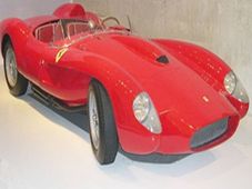 ಫೆರಾರಿ ಟಿಆರ್ ಬ್ಯೂಟಿ, ಕಾರು ಲೋಕದ ವಿಶ್ವ ಸುಂದರಿ