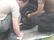 ವಾಹನದ ಚಕ್ರದ ಸುರಕ್ಷತೆಗೆ ಹತ್ತು ಸಲಹೆ ಇಲ್ಲಿದೆ