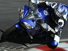 ಯಮಹಾ ಆರ್15: ಮತ್ತೆ ಸ್ಪೋರ್ಟಿ ರೈಡಿಗೆ ರೆಡಿಯಾಗಿ