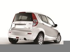 ಹೊಸ ಮಾರುತಿ ರಿಟ್ಜ್ ಸ್ವಾಗತಕ್ಕೆ ತಳಿರುತೋರಣ