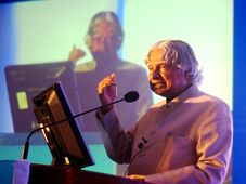 ವಿಶ್ವದರ್ಜೆಯ ಮಹೀಂದ್ರ ಸಂಶೋಧನಾ ಕೇಂದ್ರ ಉದ್ಘಾಟನೆ