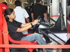 ಬೆಂಗ್ಳೂರು ಟೊಯೊಟಾ ಡೀಲರುಗಳಿಂದ ಎಟಿಯೊಸ್ ರೇಸ್