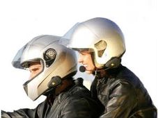 ಅಜಾಗರೂಕ ಸವಾರನನ್ನು ಎಚ್ಚರಿಸುವ ಹೆಲ್ಮೆಟ್