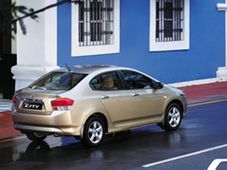 ಸೆಕೆಂಡ್ ಹ್ಯಾಂಡ್ ಮಾರ್ಕೆಟ್ನಲ್ಲಿ ಯಾವ ಕಾರ್ ಬೆಸ್ಟ್?