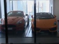 ಸಿಂಗಪುರ ಫ್ಲಾಟಿನ 30ನೇ ಮಹಡಿ ಮೇಲೆ ಕಾರ್ ಪಾರ್ಕಿಂಗ್!