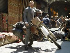 ಹರಾಜಿಗಿದೆ ಜೇಮ್ಸ್ ಬಾಂಡ್ 007 ಹೊಂಡಾ ಬೈಕ್