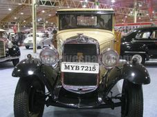 ನೀವು ನೋಡಿರದ ದೇಶದ ವಿಂಟೇಜ್ ಕಾರು ಕಲೆಕ್ಷನ್