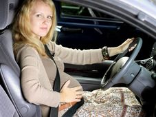 ಗರ್ಭಿಣಿ ಮಹಿಳೆಯರಿಗಾಗಿ ಅತ್ಯಮೂಲ್ಯ ಡ್ರೈವಿಂಗ್ ಟಿಪ್ಸ್