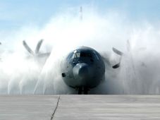 ಜಗತ್ತಿನ ಪ್ರಖ್ಯಾತ ಸರಕು ಸಾಗಾಣೆ ಸೈನ್ಯ ವಿಮಾನಗಳು