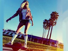 ಸ್ವಯಂ ಸಮತೋಲನದ ಒನ್‌ವೀಲ್ ಎಲೆಕ್ಟ್ರಿಕ್ ಸ್ಕೇಟ್‌ಬೋರ್ಡ್