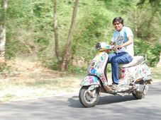 ವೆಸ್ಪಾ ಮೋಡಿ; ತುಮಕೂರಿನ ಪ್ರತೀಕ್‌ಗೆ ಡಬಲ್ ಧಮಾಕಾ