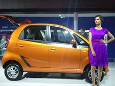 ನ್ಯಾನೋ ಸೂಪರ್‌ಚಾರ್ಜ್ಡ್, ಹೈಬ್ರಿಡ್ ಮಾದರಿ ನಿರೀಕ್ಷಿಸಿ