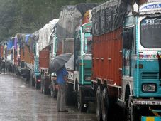 ನ್ಯಾಷನಲ್ ಹೈ ವೇಸ್ ಅವಾಂತರ'ಸ್ ಇನ್ ಇಂಡಿಯಾ