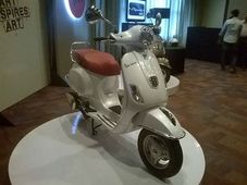 ಅತ್ಯಂತ ದುಬಾರಿ ವೆಸ್ಪಾ ಎಲೆಗಂಟ್ ಸ್ಕೂಟರ್ ಅನಾವರಣ