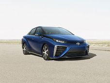 ಟೊಯೊಟಾ ಫ್ಲೂಯಲ್ ಸೆಲ್ ಸೆಡಾನ್, ಸಿ-ಎಚ್‌ಆರ್ ಕಾನ್ಸೆಪ್ಟ್ ಪ್ರದರ್ಶನ