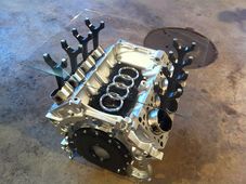 ಕಾರು ಎಂಜಿನ್‌ನಿಂದ ಮೂಡಿಬಂದ ಆಕರ್ಷಕ ಕಾಫಿ ಟೇಬಲ್‌ಗಳು