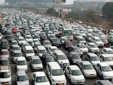 ದೆಹಲಿಯಲ್ಲಿ 15 ವರ್ಷಕ್ಕೂ ಹಳೆಯ ವಾಹನಗಳಿಗೆ ನಿಷೇಧ!