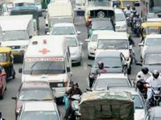 ಅಂಬುಲೆನ್ಸ್ ಸಂಚಾರಕ್ಕೆ ತಡೆ; ದೆಹಲಿ ನಿವಾಸಿಗೆ ದಂಡ